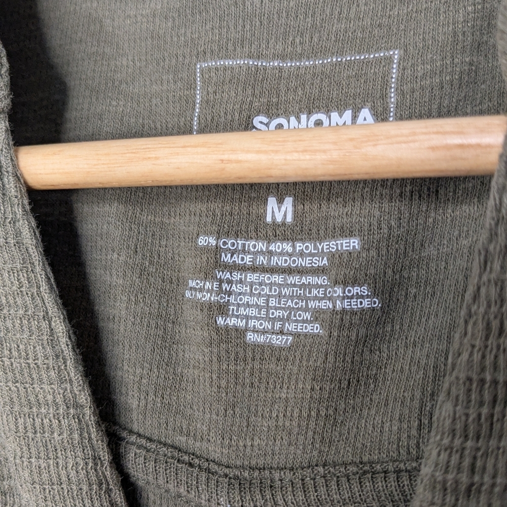 Medium Green 3/4" Length Button Sleeves V-Neck Button Down Casual Sonoma Pockets - Picture 3 of 8